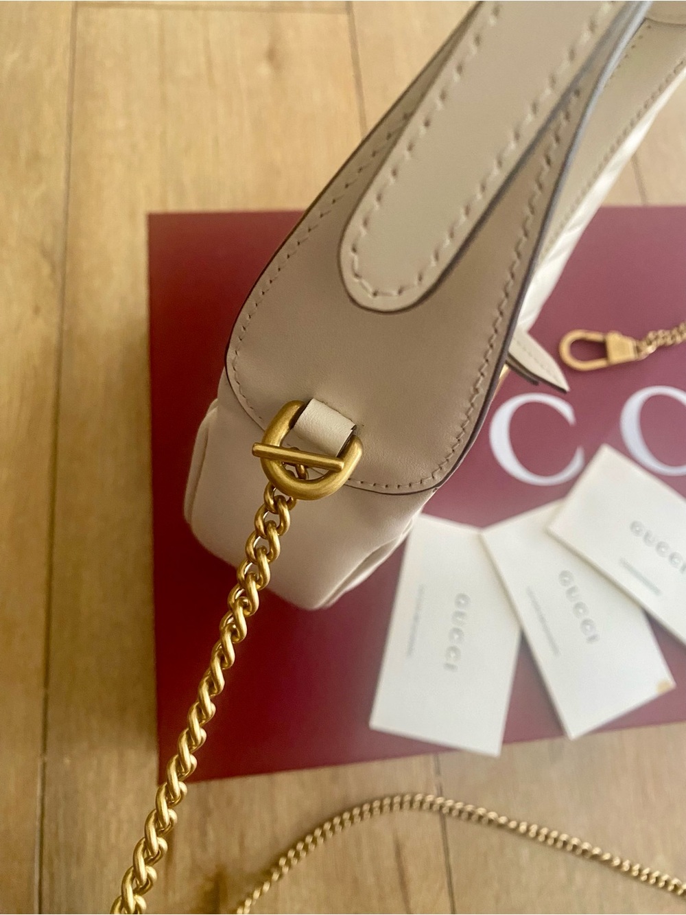 Gucci White Quilted GG Shoulder Bag with Gold Hardware - Picture 8 of 16